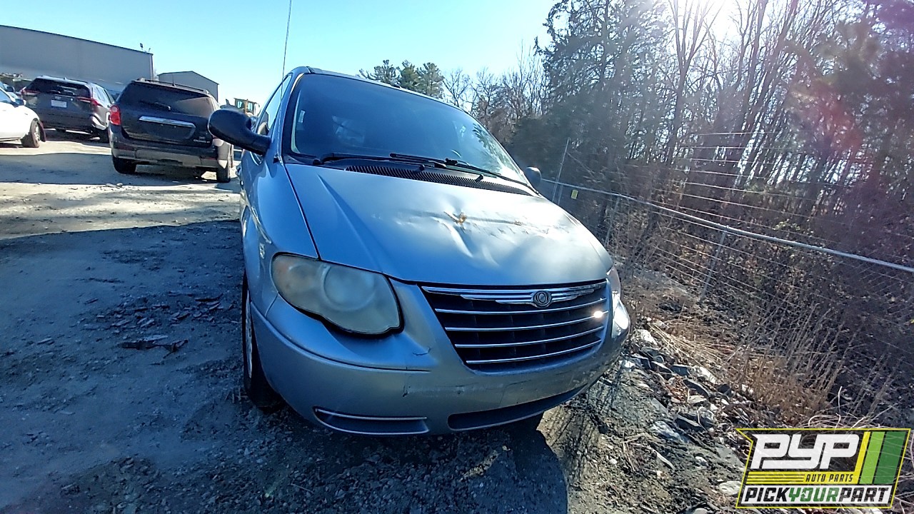 2006 CHRYSLER TOWN & COUNTRY partes disponibles