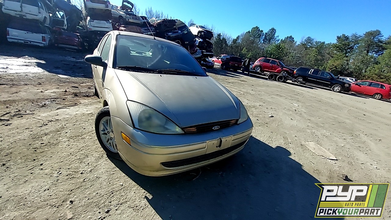 2000 FORD FOCUS available for parts