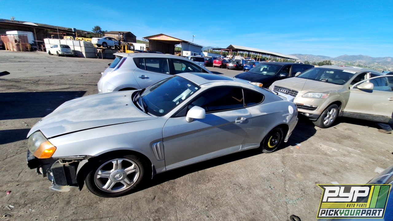 2003 HYUNDAI TIBURON partes disponibles