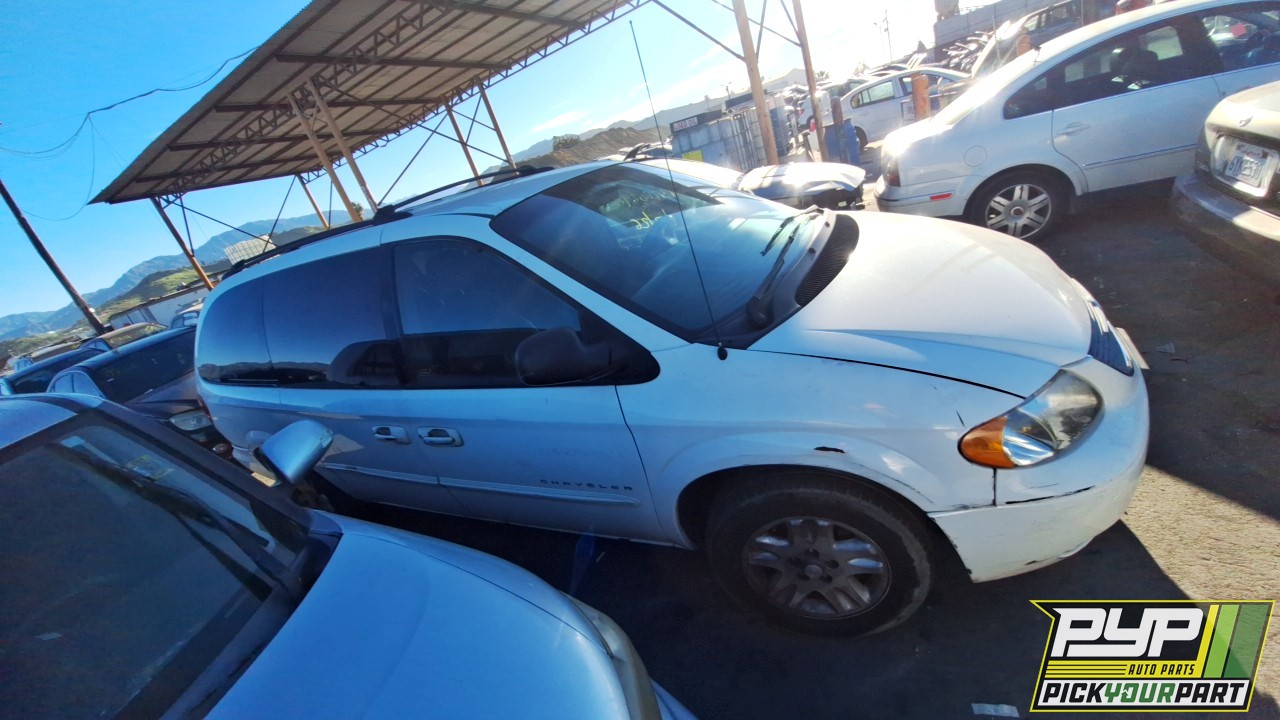 2001 CHRYSLER TOWN & COUNTRY available for parts