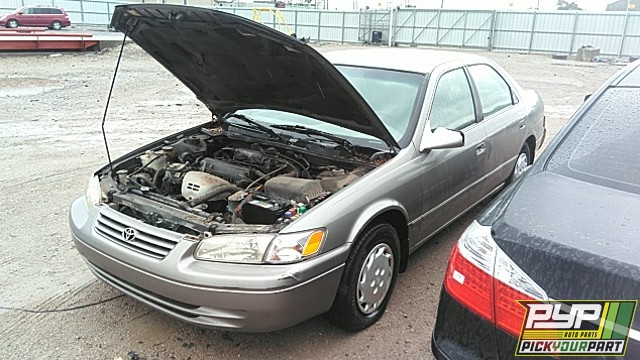 1999 TOYOTA CAMRY partes disponibles