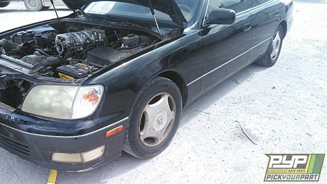 1999 LEXUS LS400 partes disponibles