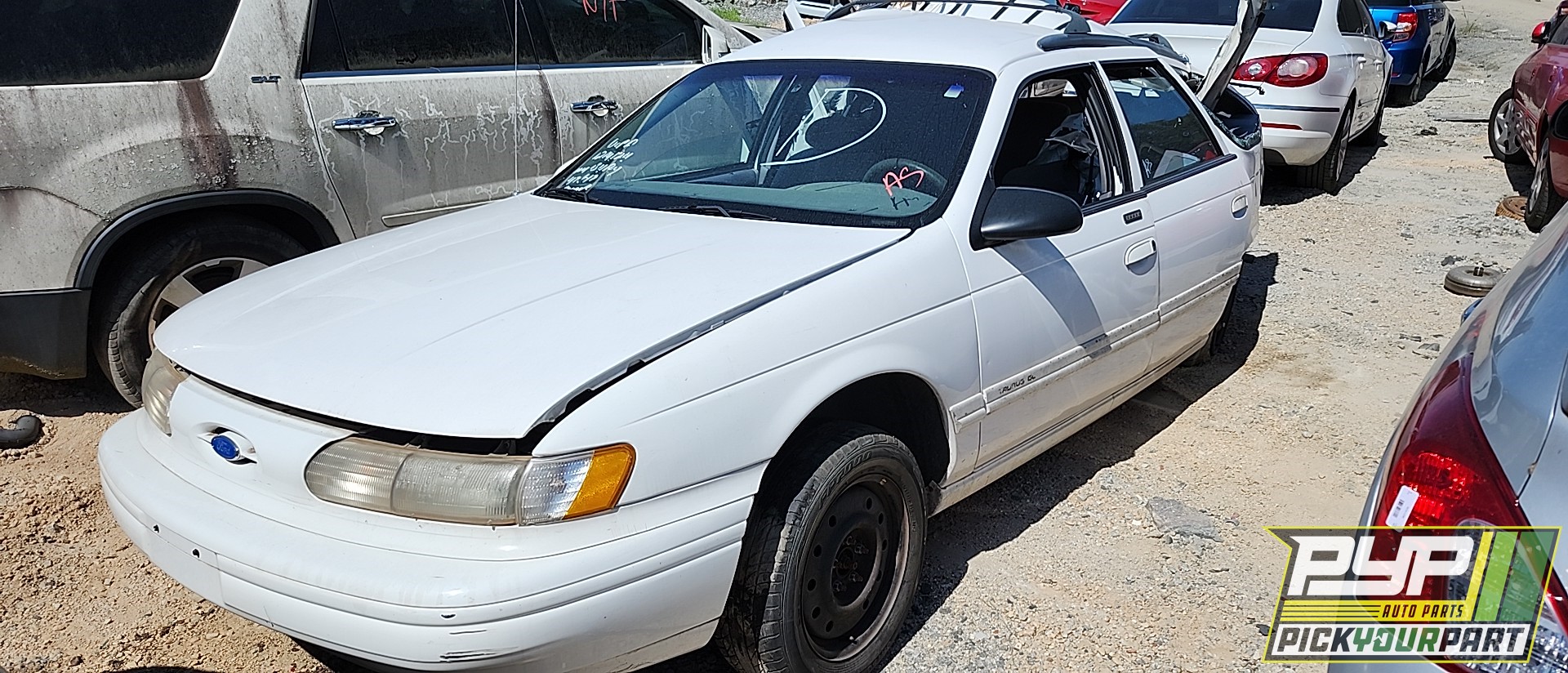 1995 FORD TAURUS partes disponibles