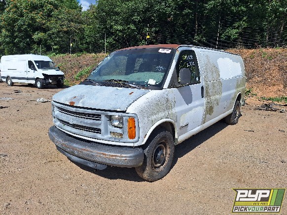 1998 CHEVROLET EXPRESS 3500 partes disponibles
