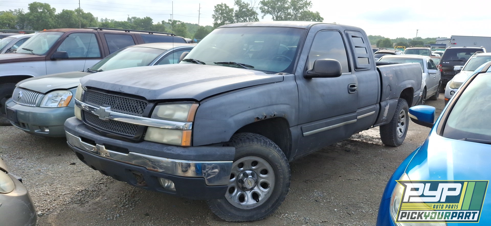 2003 CHEVROLET SILVERADO 1500 available for parts