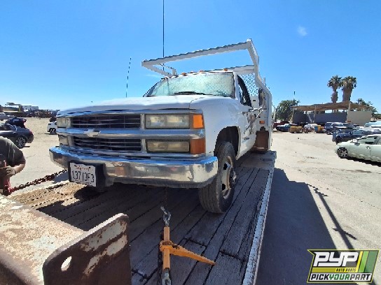 1997 CHEVROLET K3500 available for parts