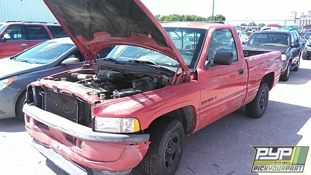 1995 DODGE RAM 1500 available for parts