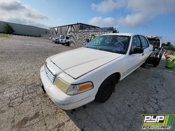 1999 FORD CROWN VICTORIA available for parts