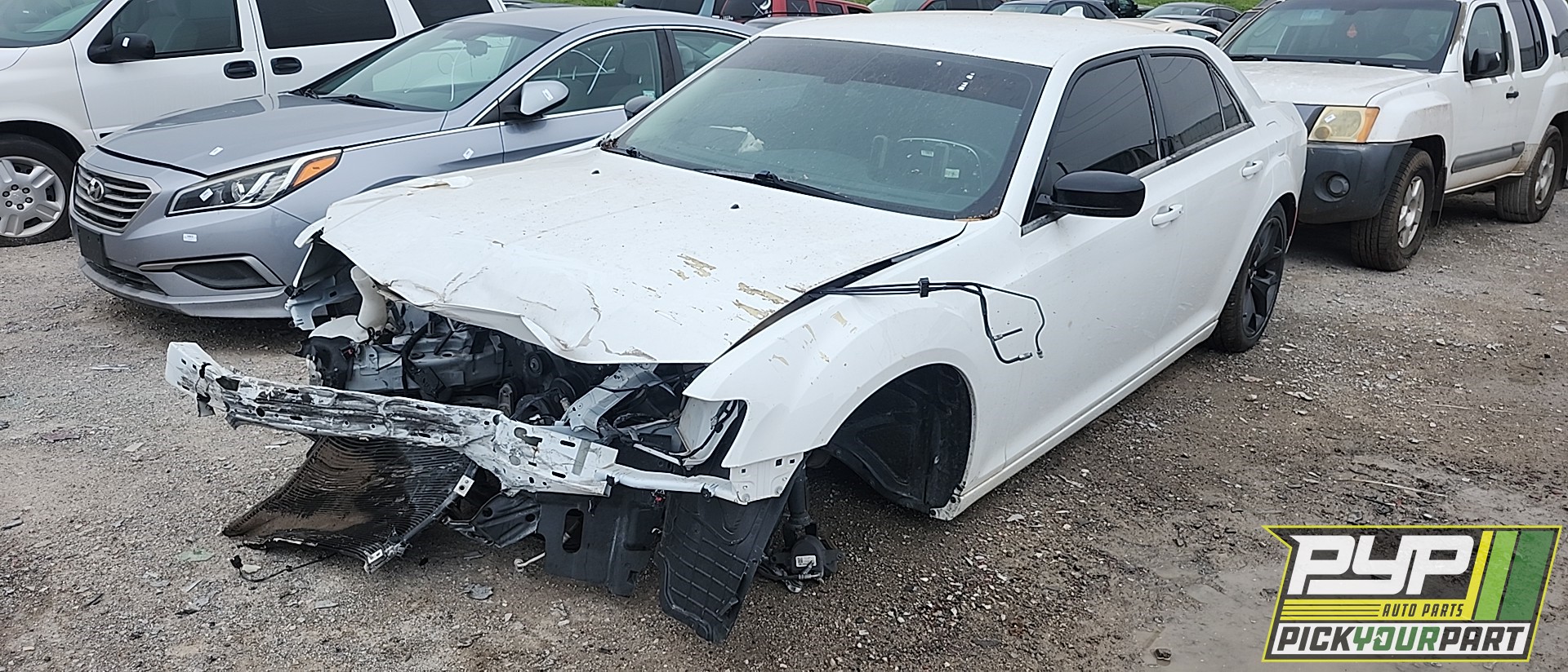 2021 CHRYSLER 300 available for parts