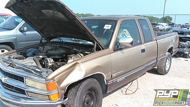 1994 CHEVROLET C1500 available for parts