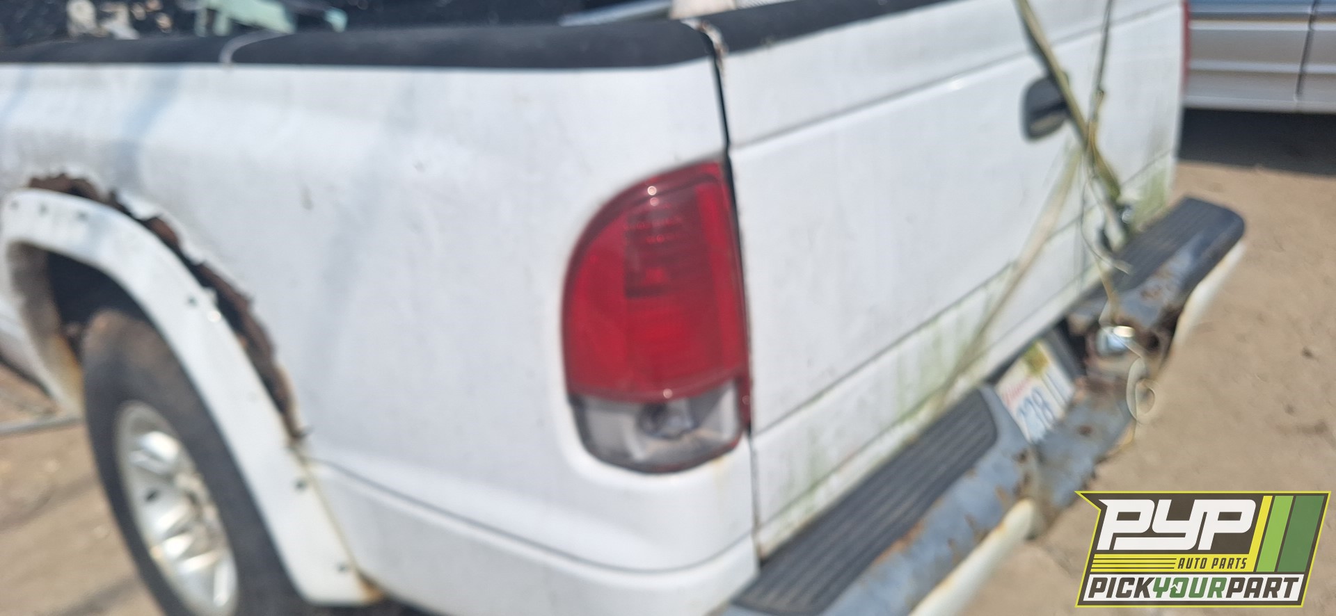 1998 DODGE DAKOTA available for parts