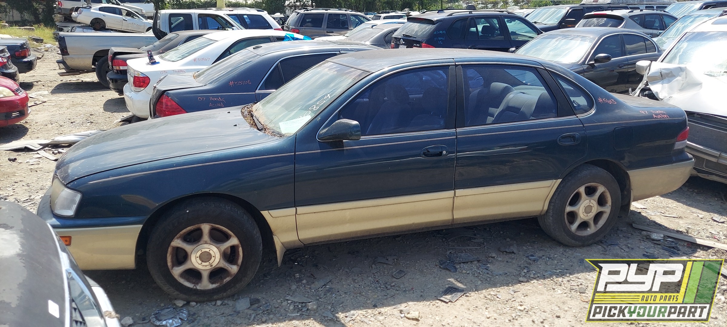 1997 TOYOTA AVALON available for parts