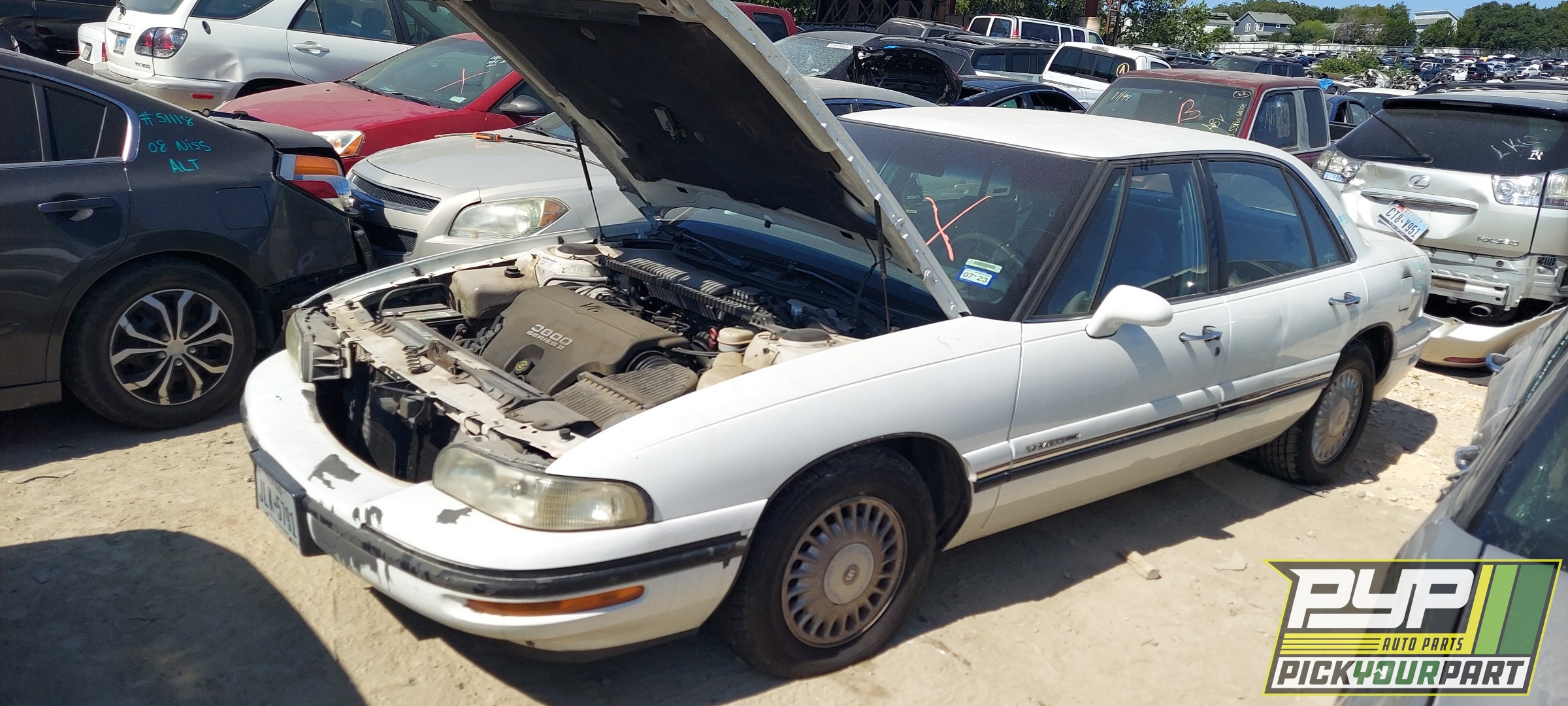 1999 BUICK LESABRE available for parts