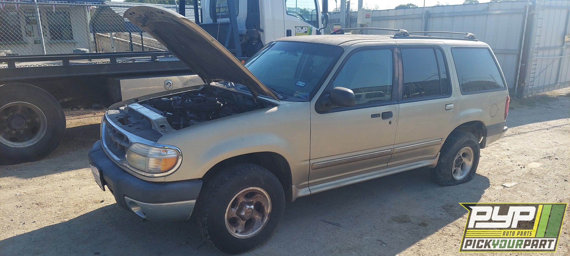 1999 FORD EXPLORER available for parts