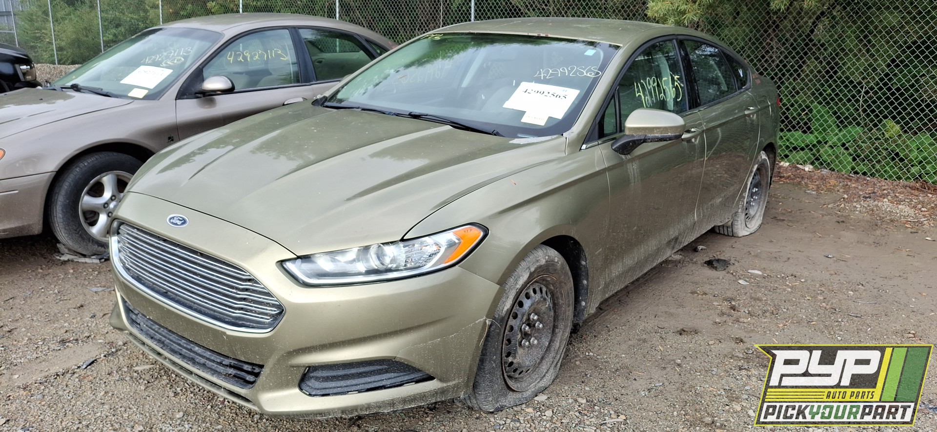 2013 FORD FUSION partes disponibles