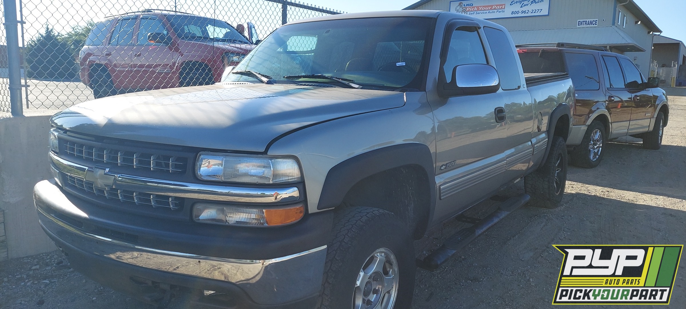 1999 CHEVROLET SILVERADO 1500 available for parts