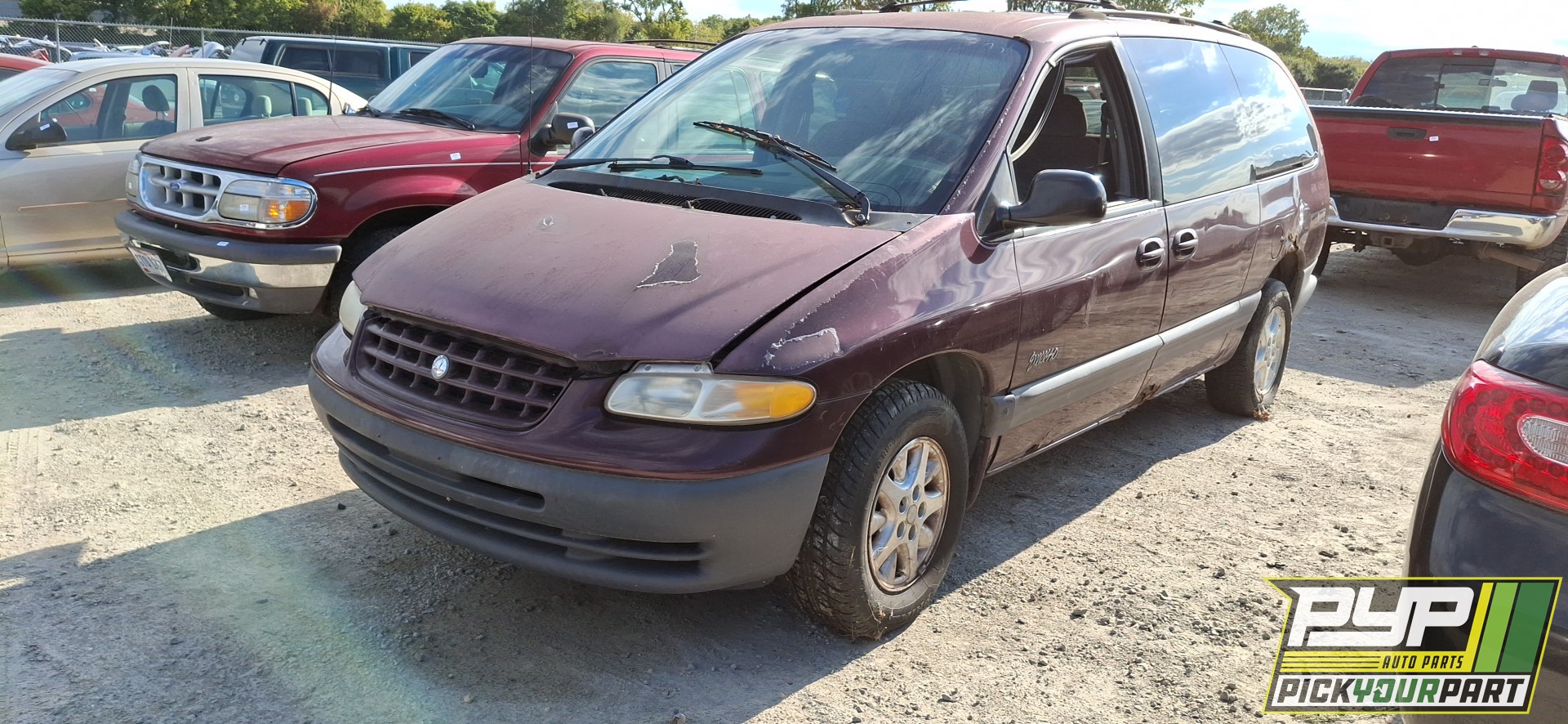 1998 PLYMOUTH GRAND VOYAGER partes disponibles
