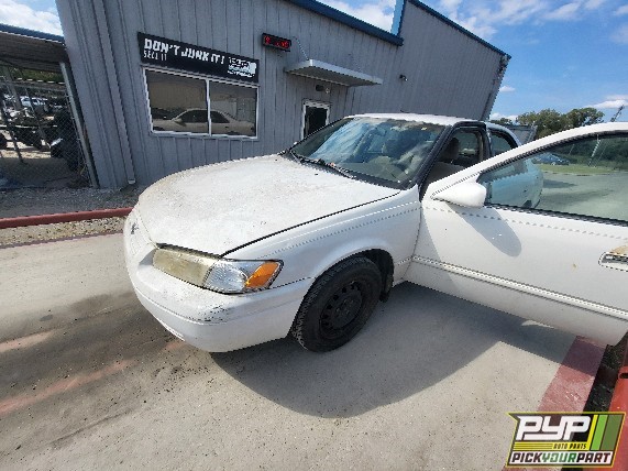1998 TOYOTA CAMRY available for parts