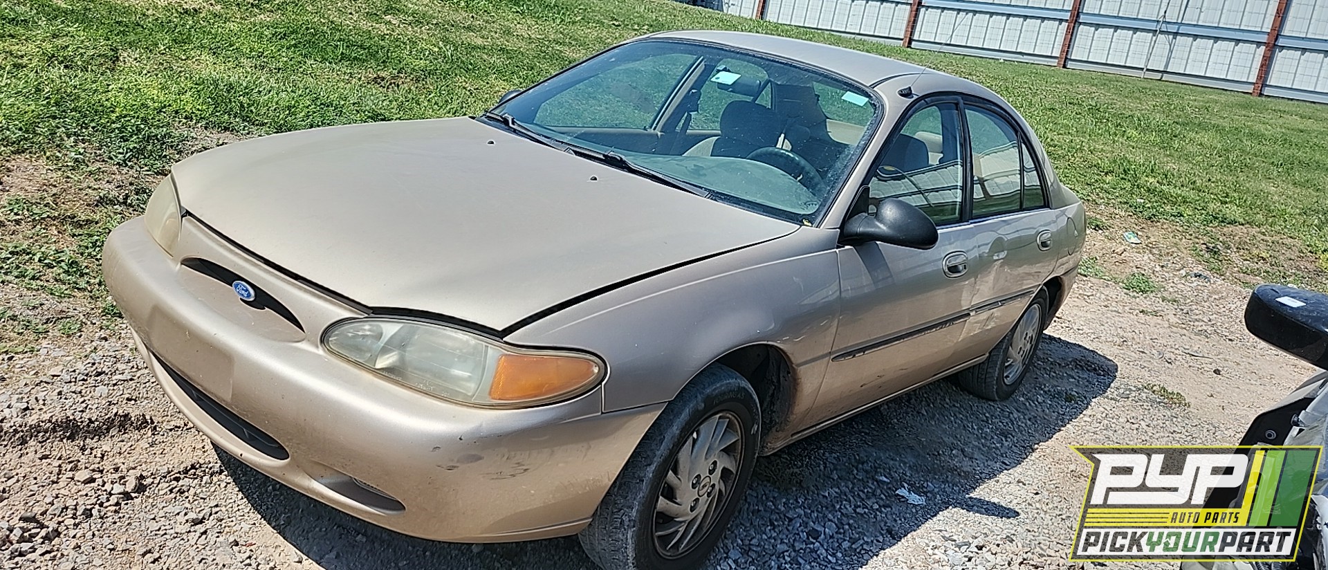 1997 FORD ESCORT partes disponibles