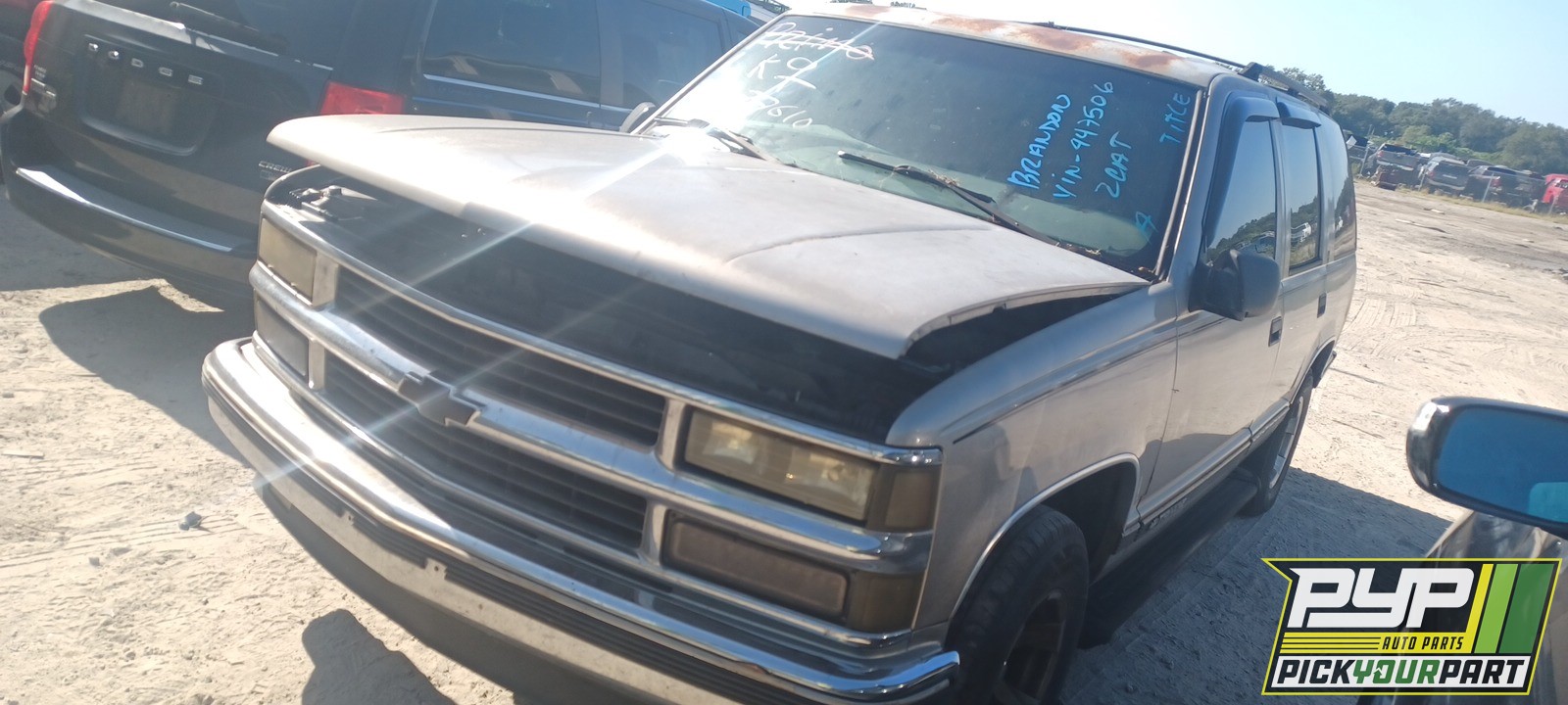 1999 CHEVROLET TAHOE available for parts