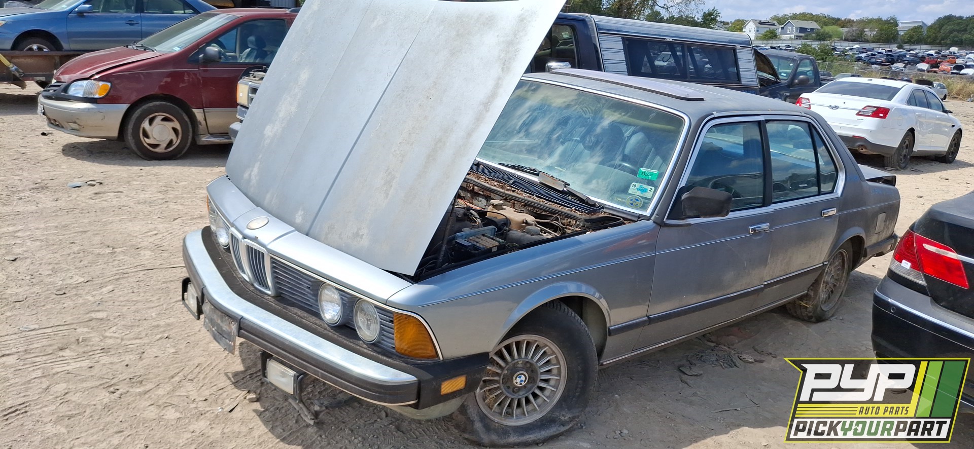 1985 BMW 7 SERIES available for parts