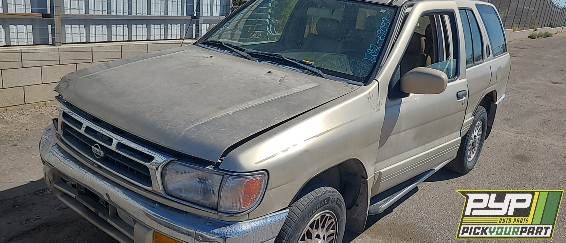 1997 NISSAN PATHFINDER partes disponibles