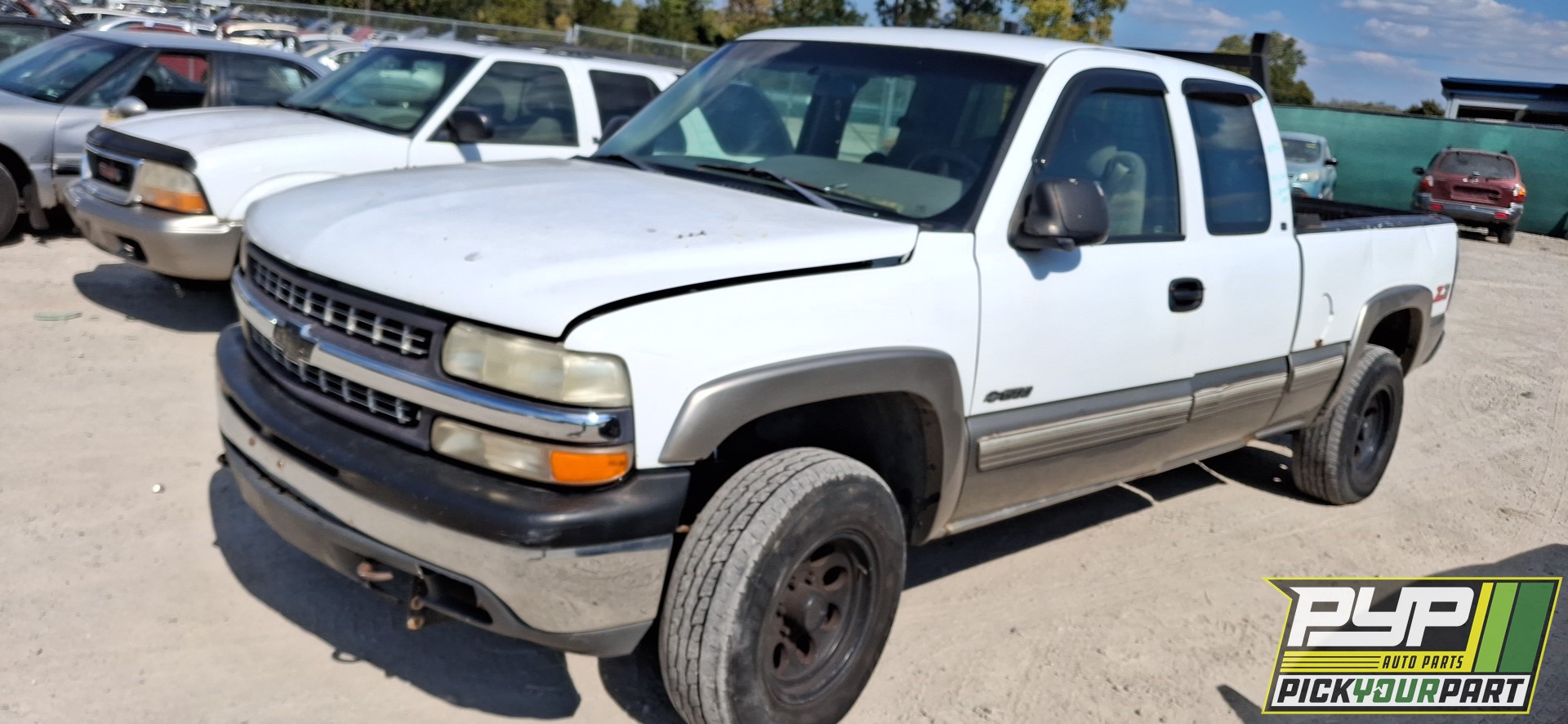 1999 CHEVROLET SILVERADO 1500 available for parts