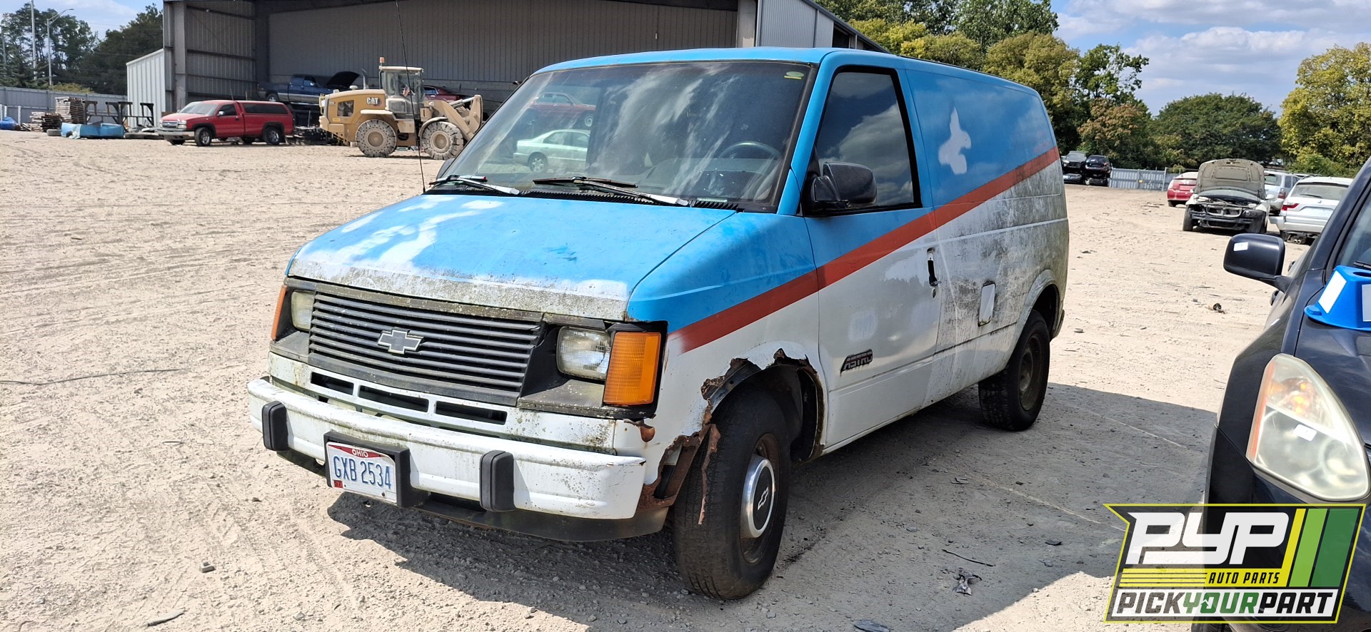 1994 CHEVROLET ASTRO available for parts