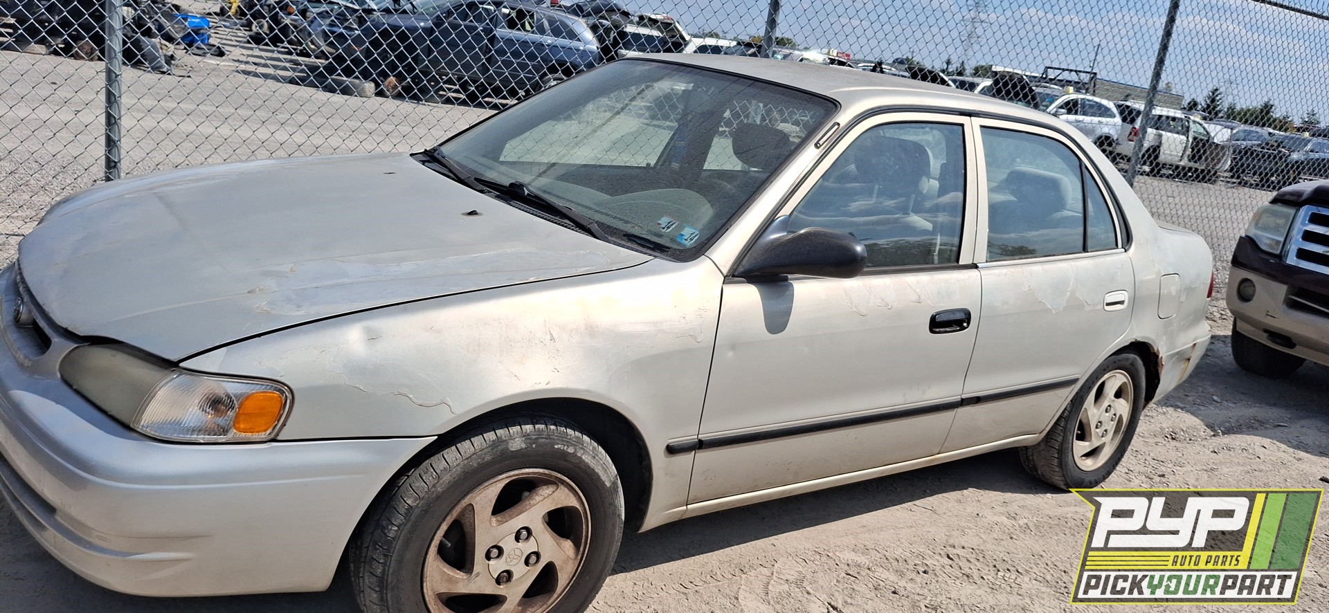 1999 TOYOTA COROLLA available for parts