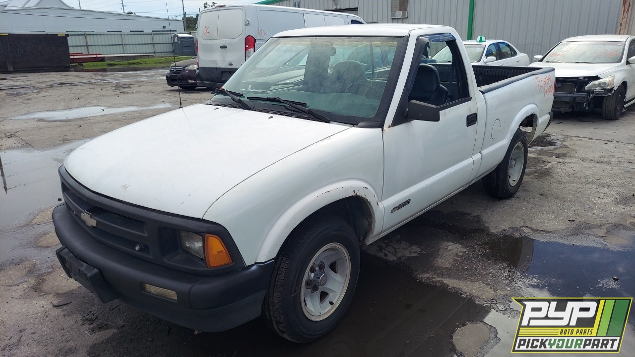 1994 CHEVROLET S10 available for parts