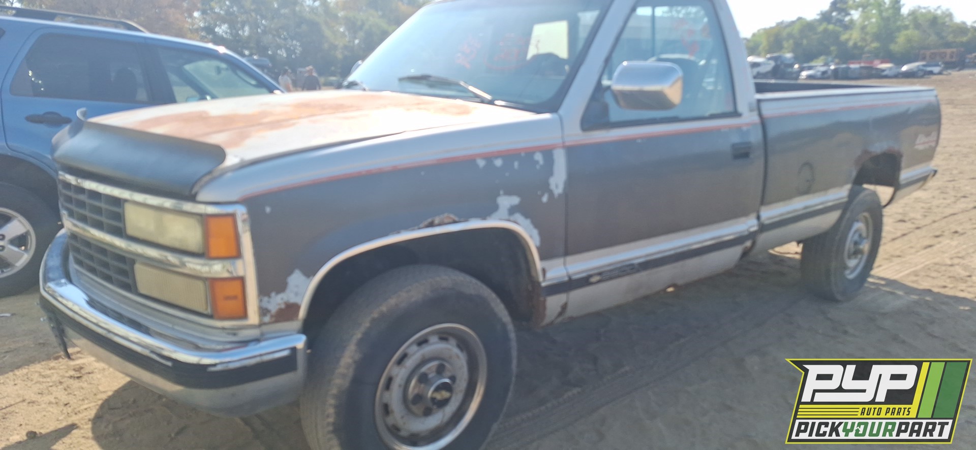 1992 CHEVROLET K2500 available for parts