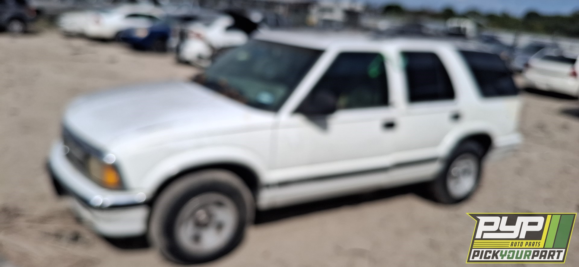 1996 CHEVROLET BLAZER available for parts