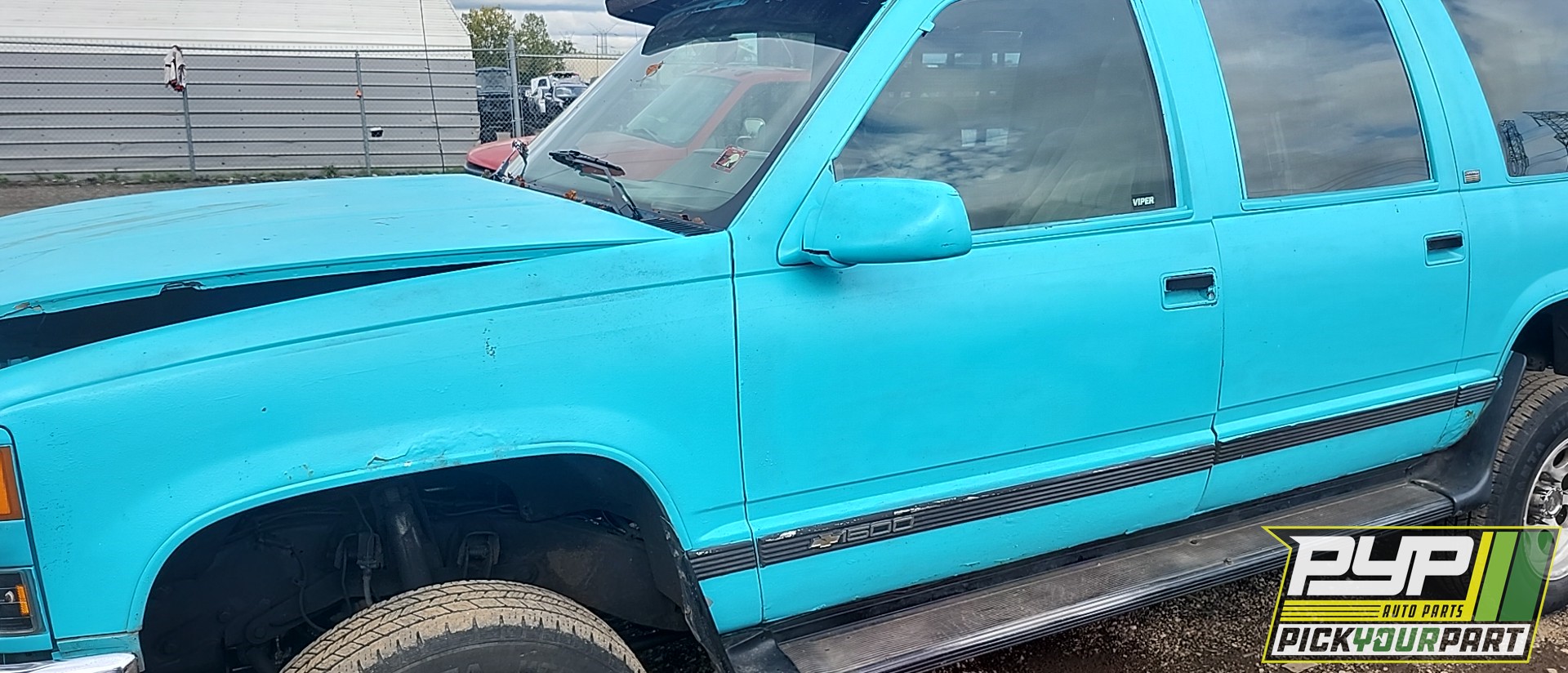 1994 CHEVROLET K1500 SUBURBAN available for parts
