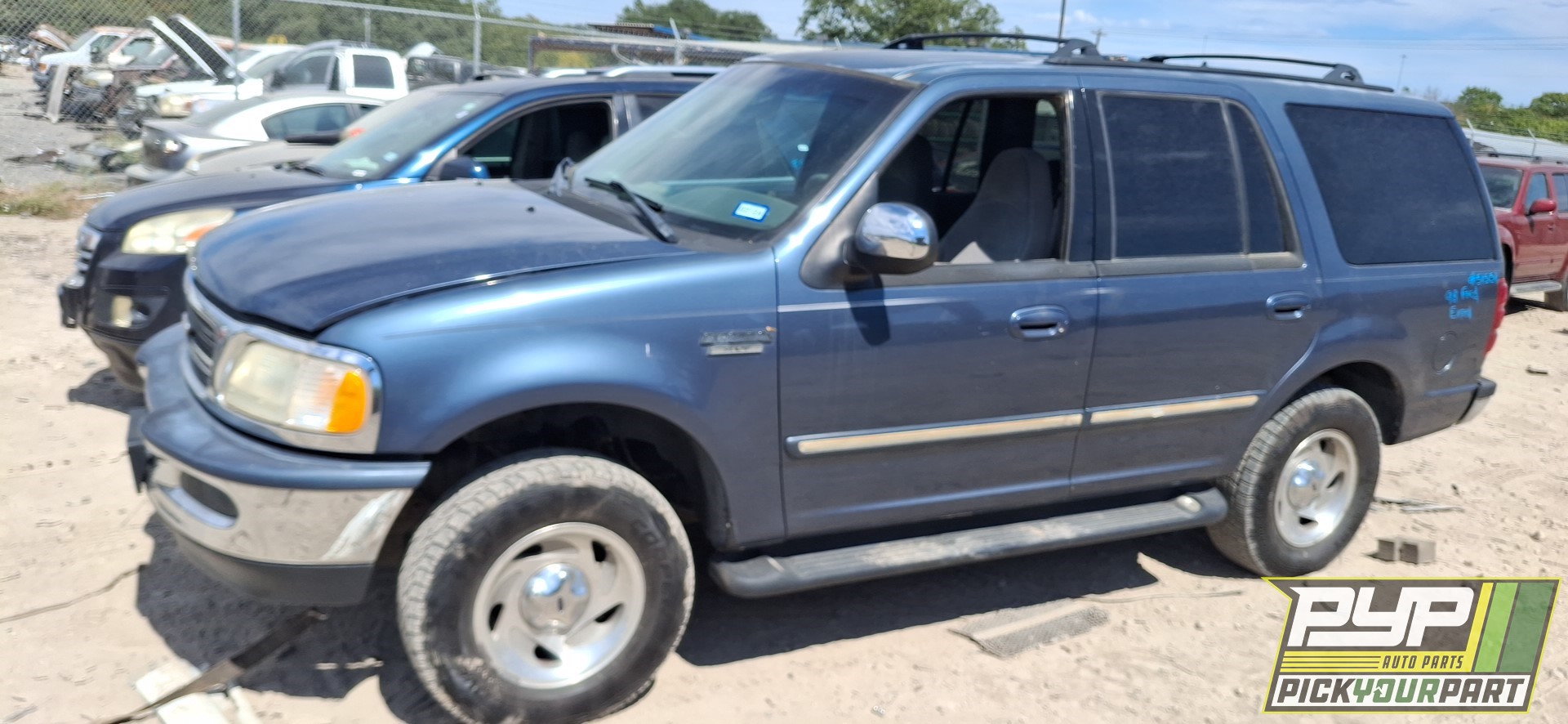 1998 FORD EXPEDITION available for parts