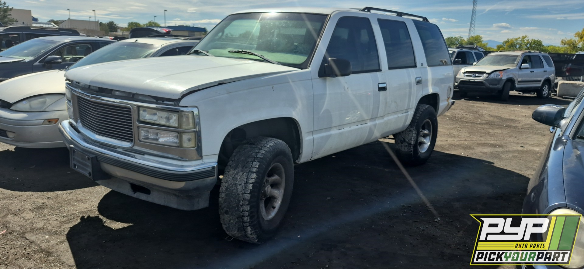 1998 GMC YUKON available for parts