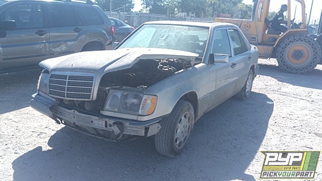 1994 MERCEDES-BENZ E320 available for parts