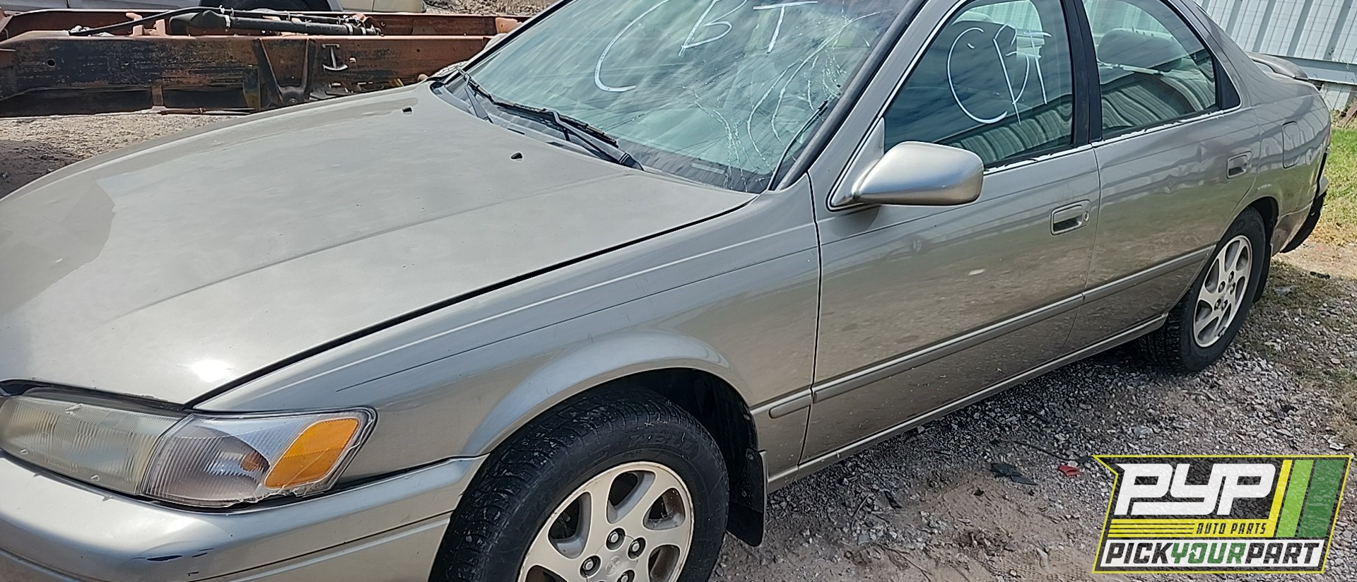 1999 TOYOTA CAMRY available for parts