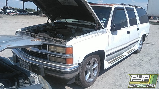1994 CHEVROLET C1500 SUBURBAN partes disponibles