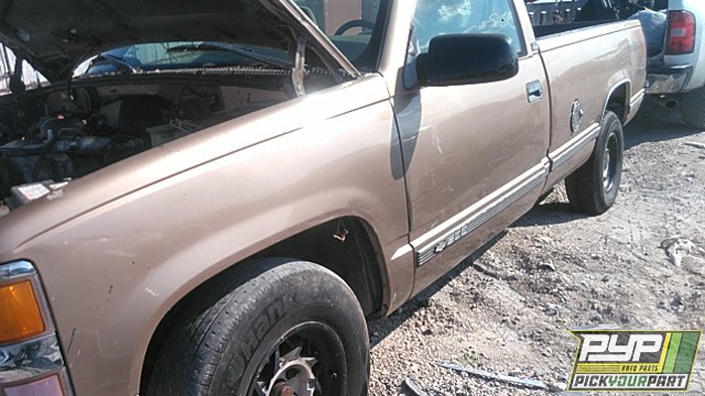 1996 CHEVROLET C1500 available for parts