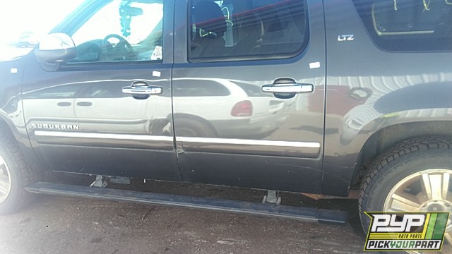 2010 CHEVROLET SUBURBAN 1500 partes disponibles