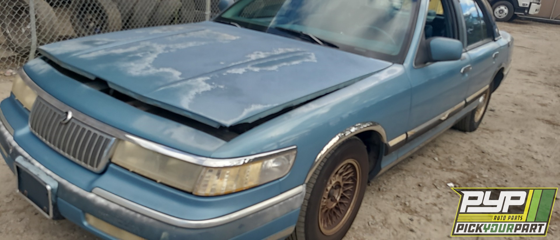 1993 MERCURY GRAND MARQUIS available for parts