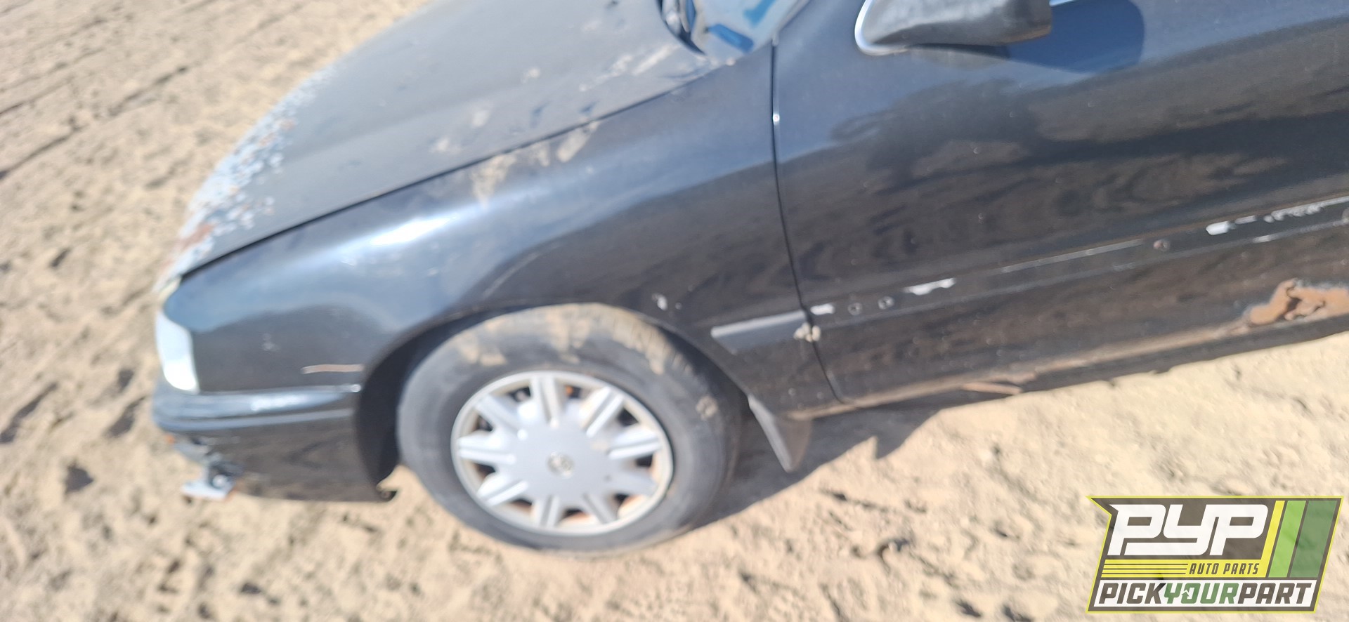 1995 TOYOTA AVALON available for parts