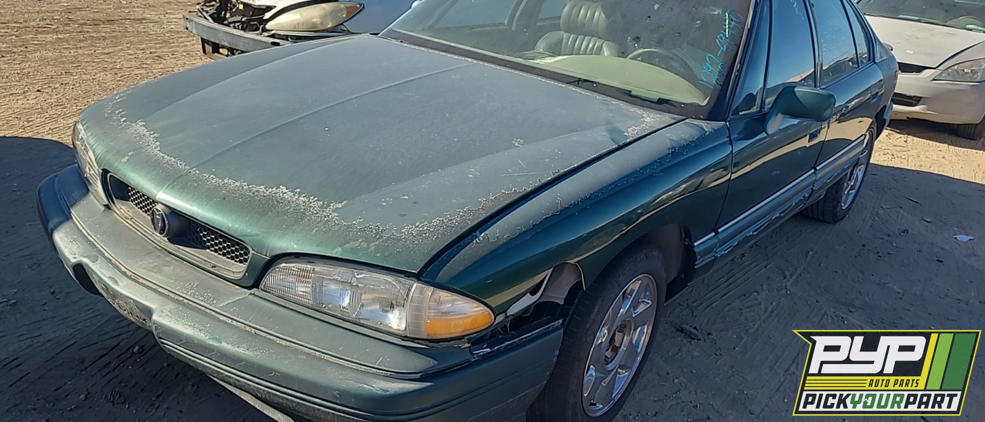 1993 PONTIAC BONNEVILLE available for parts