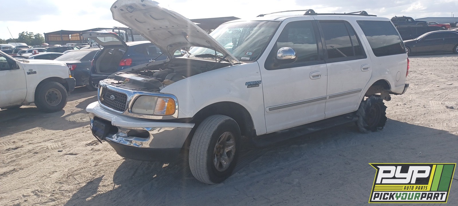 1998 FORD EXPEDITION available for parts