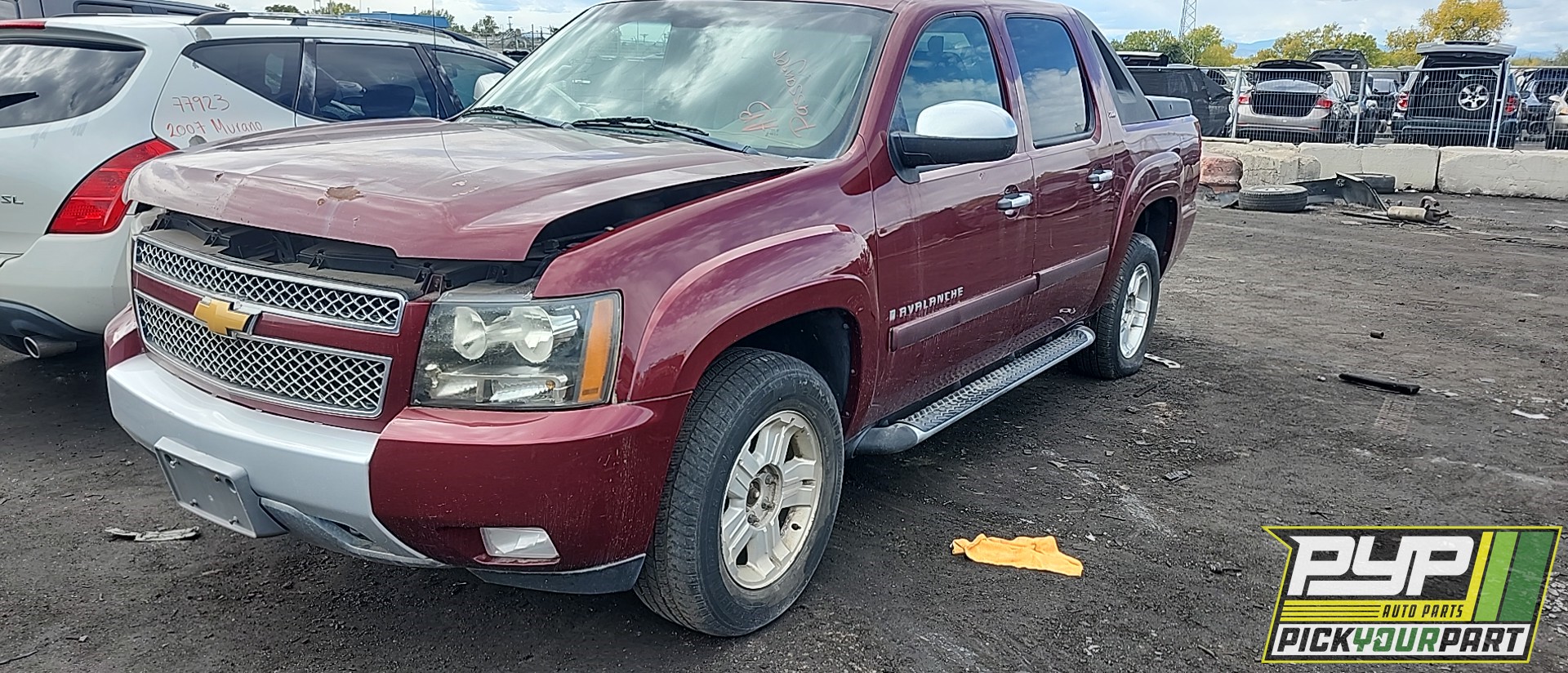 2008 CHEVROLET AVALANCHE available for parts