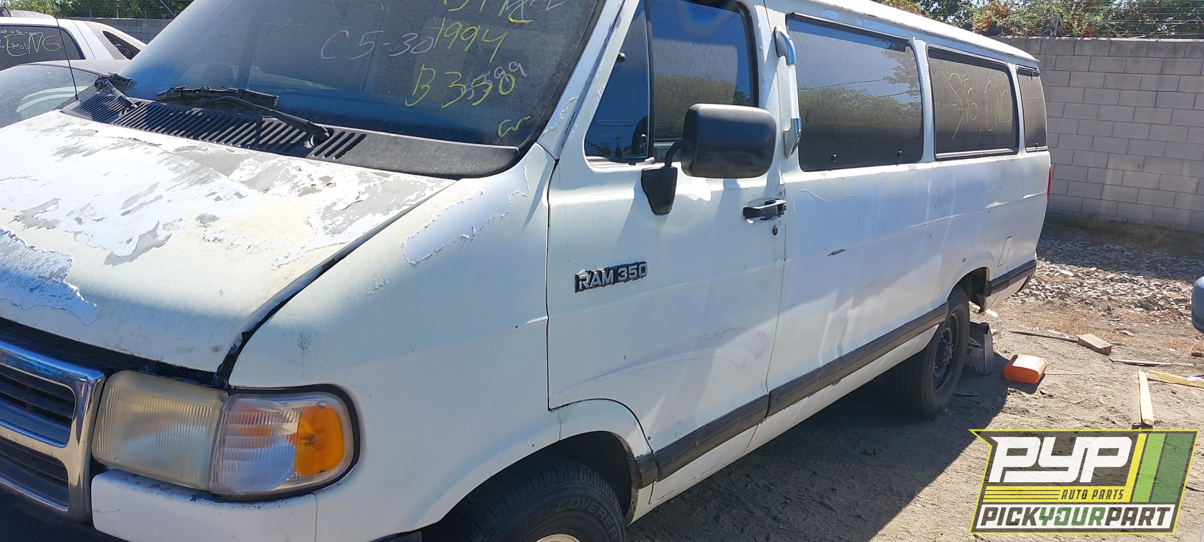 1994 DODGE B350 partes disponibles