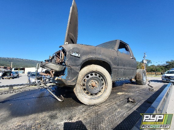 1982 TOYOTA PICKUP available for parts