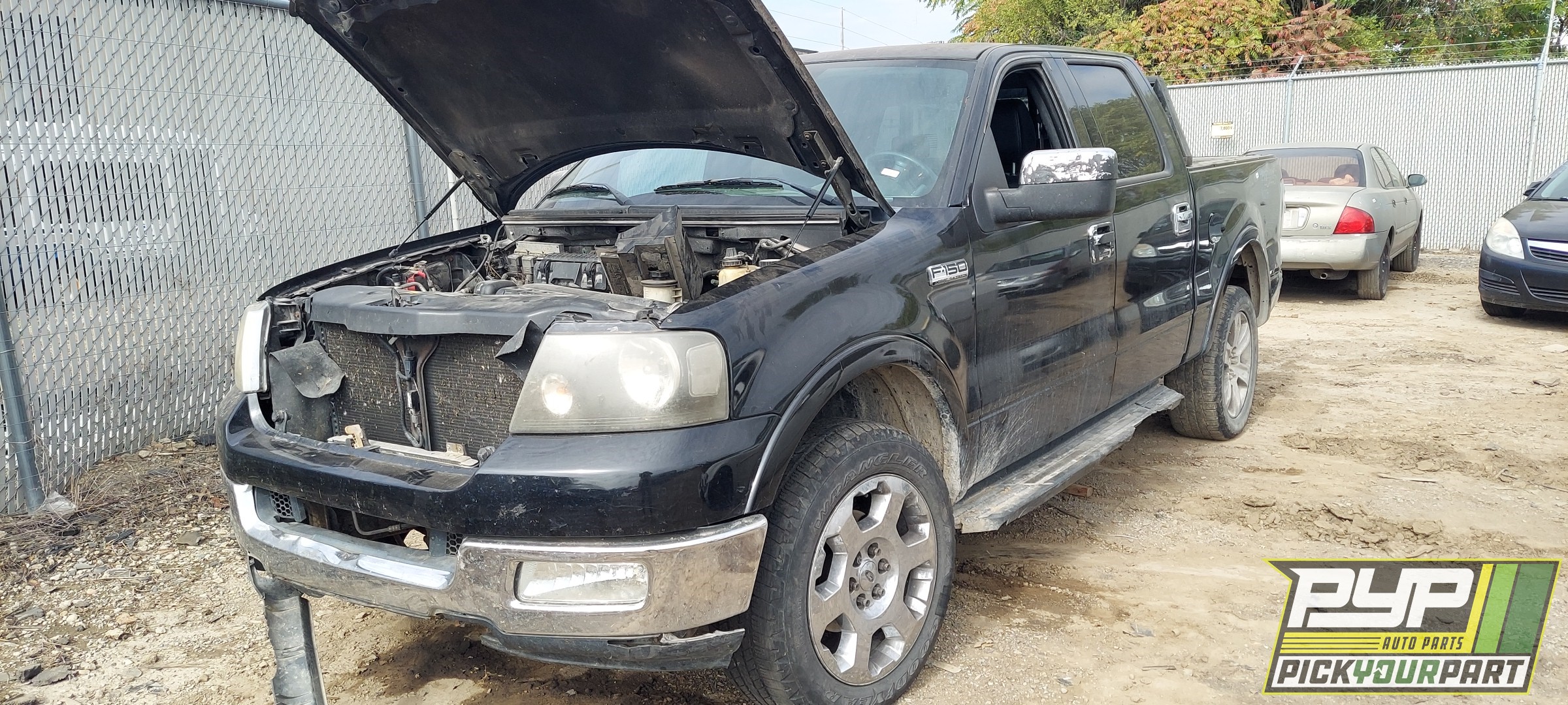 2004 FORD F-150 available for parts