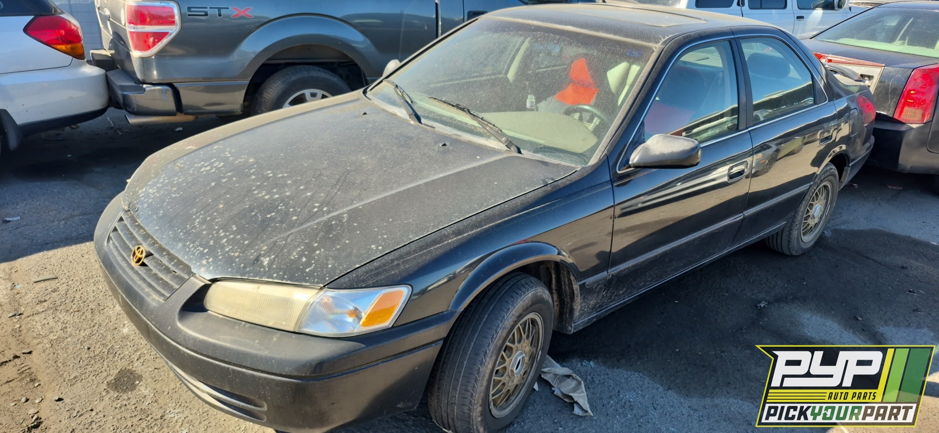1997 TOYOTA CAMRY available for parts