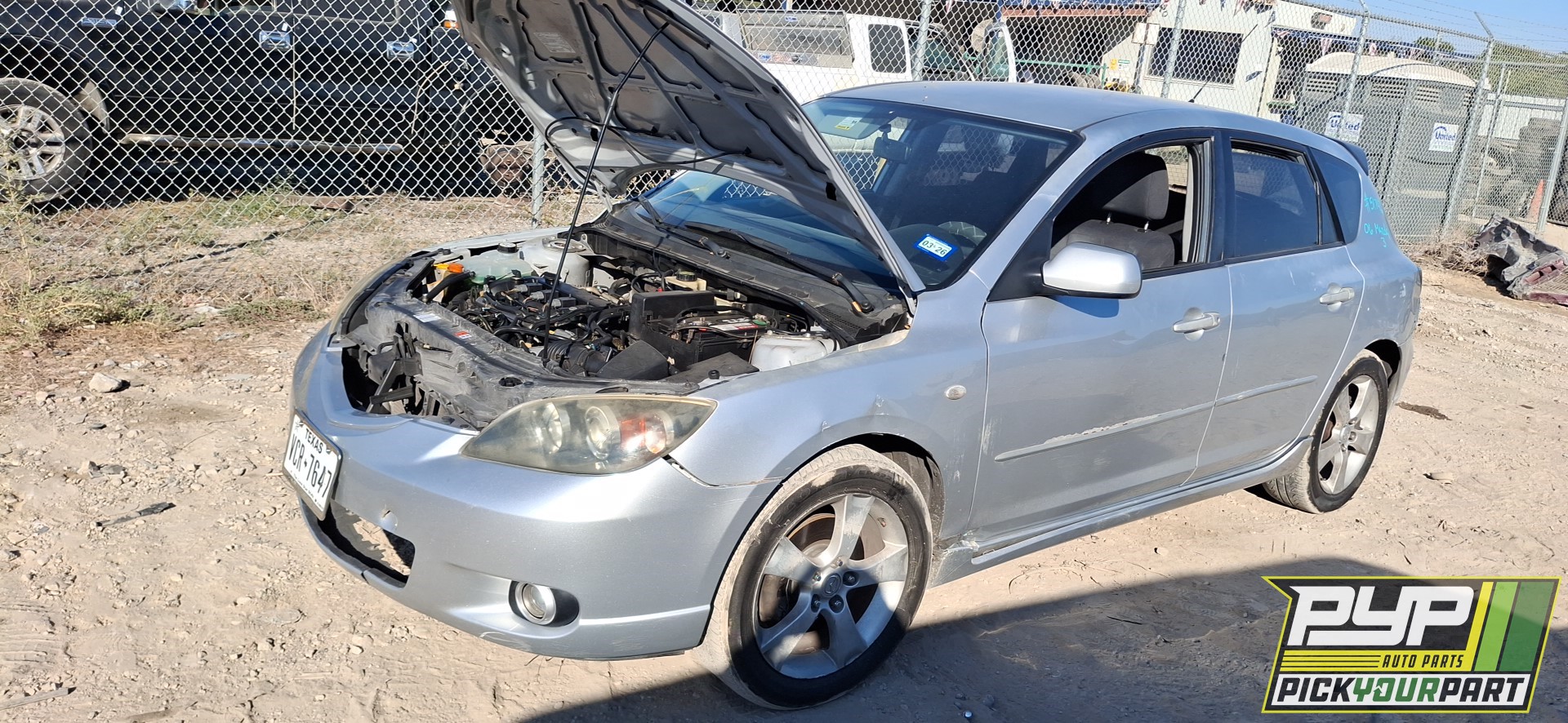 2006 MAZDA 3 available for parts